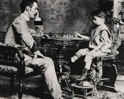 Hur kan en nybörjare lära sig att spela schack bra?